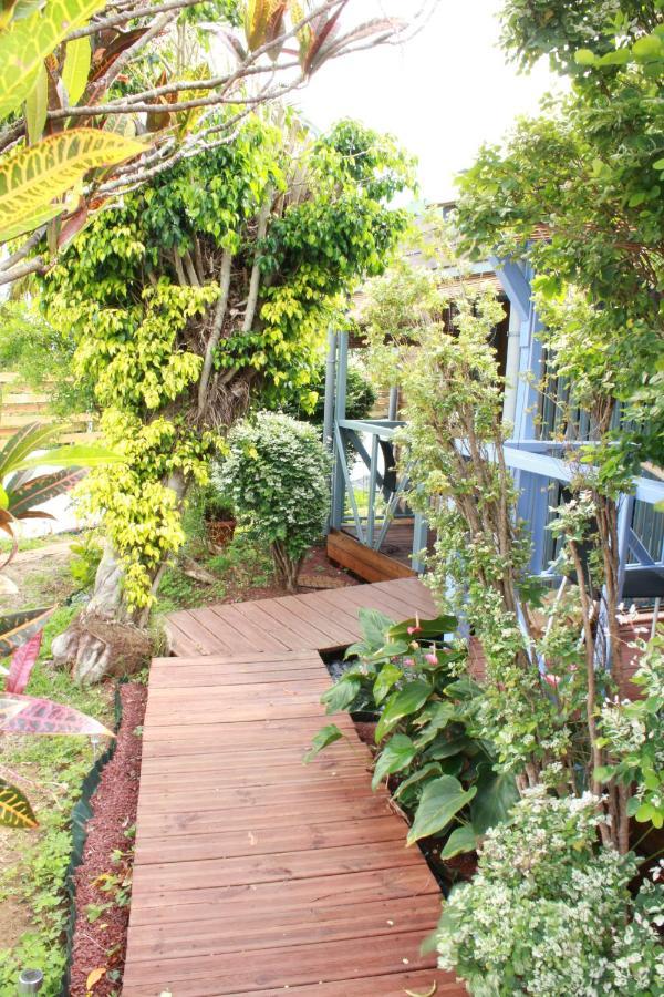 Les Bungalows Du Chateau D'O Petite Île Kültér fotó